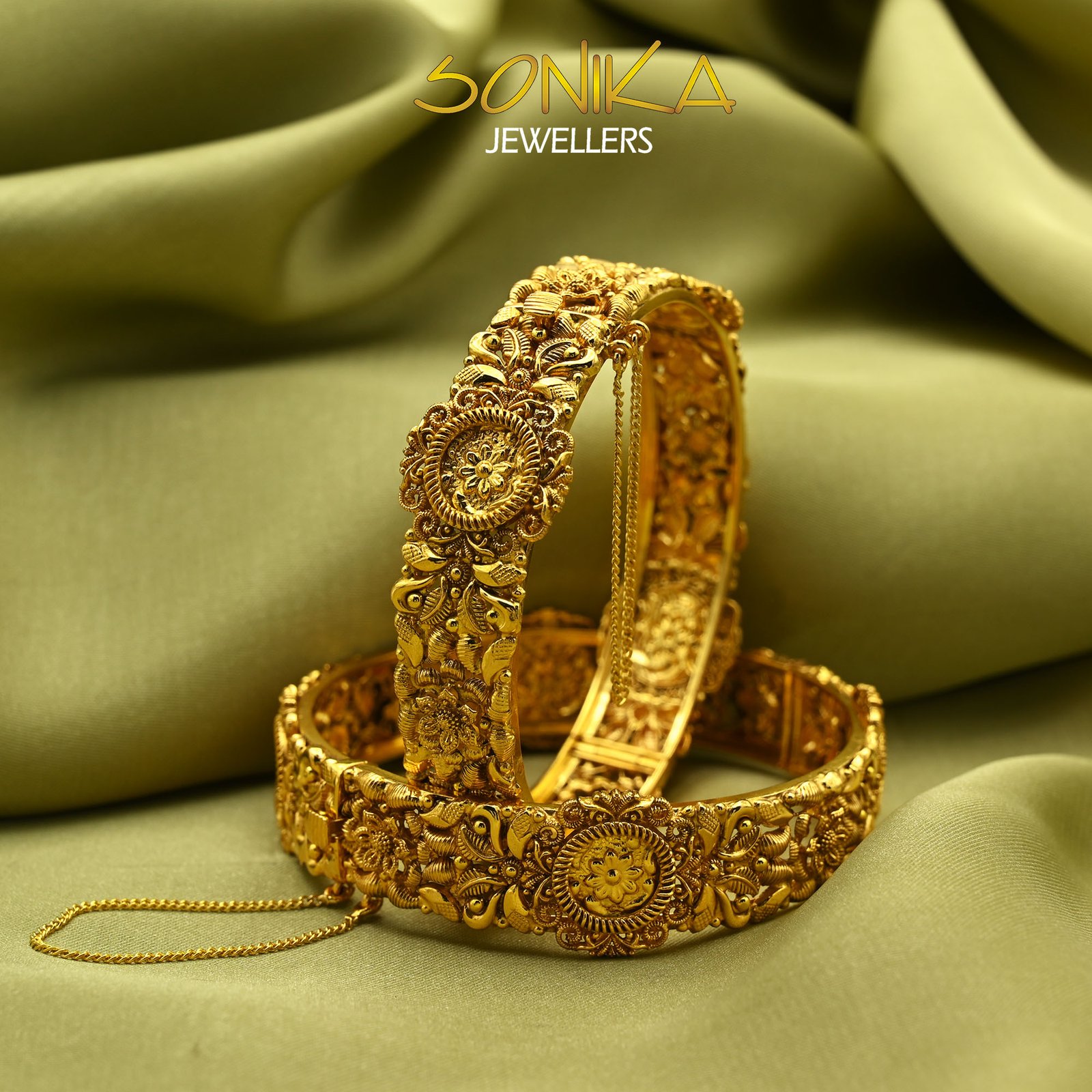 Gold Bangles Design