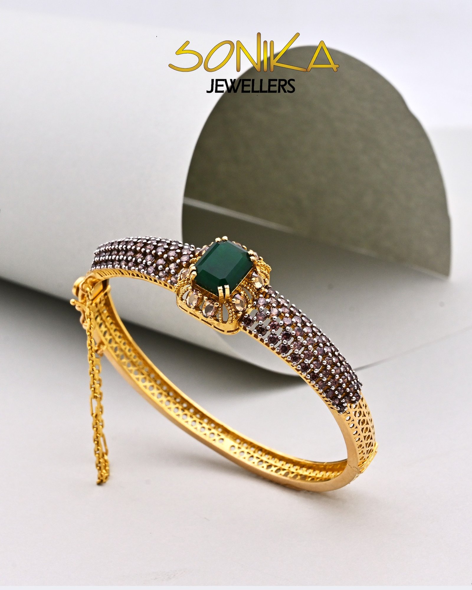 Gold Bracelet Design