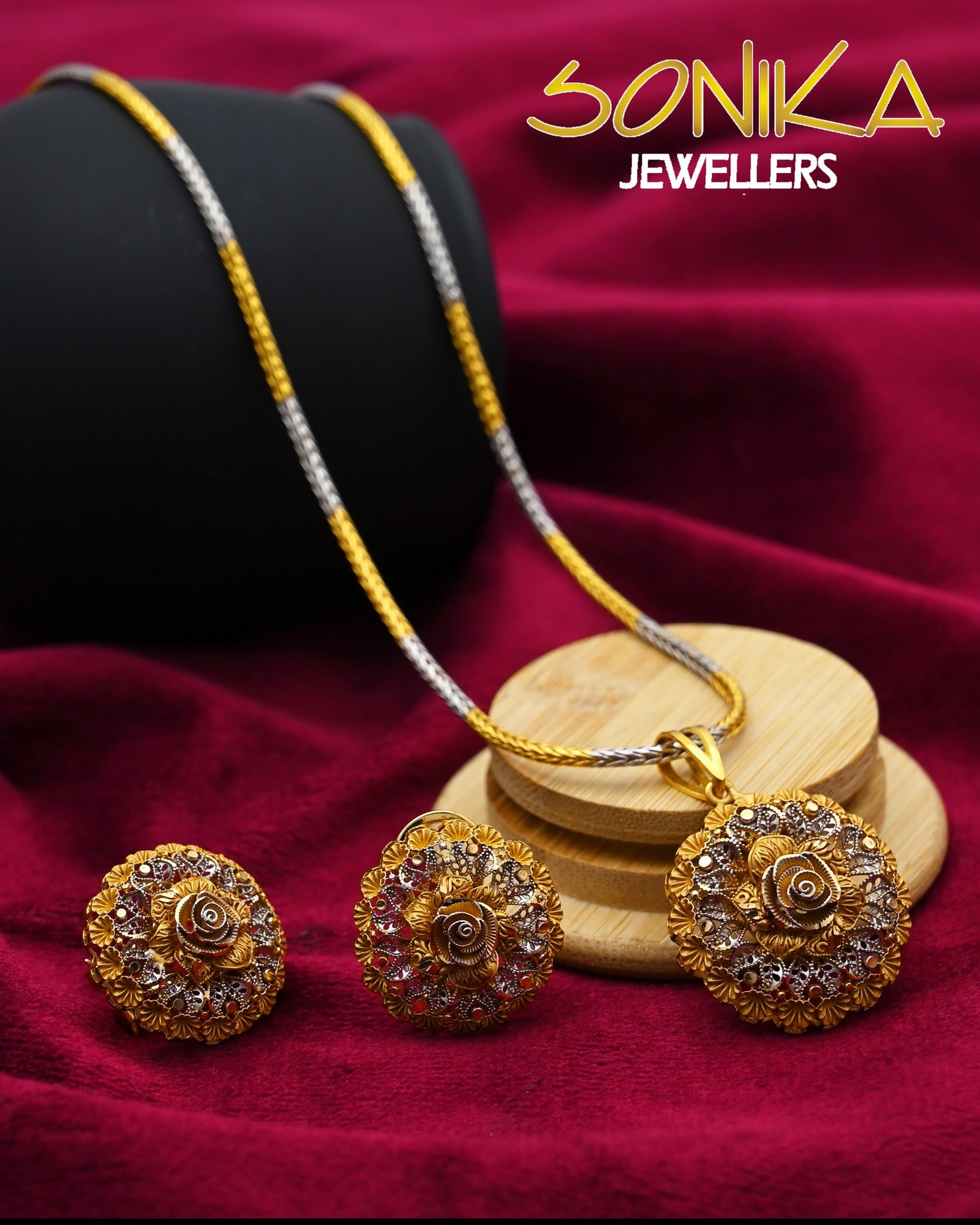 Gold Pendant Design PN