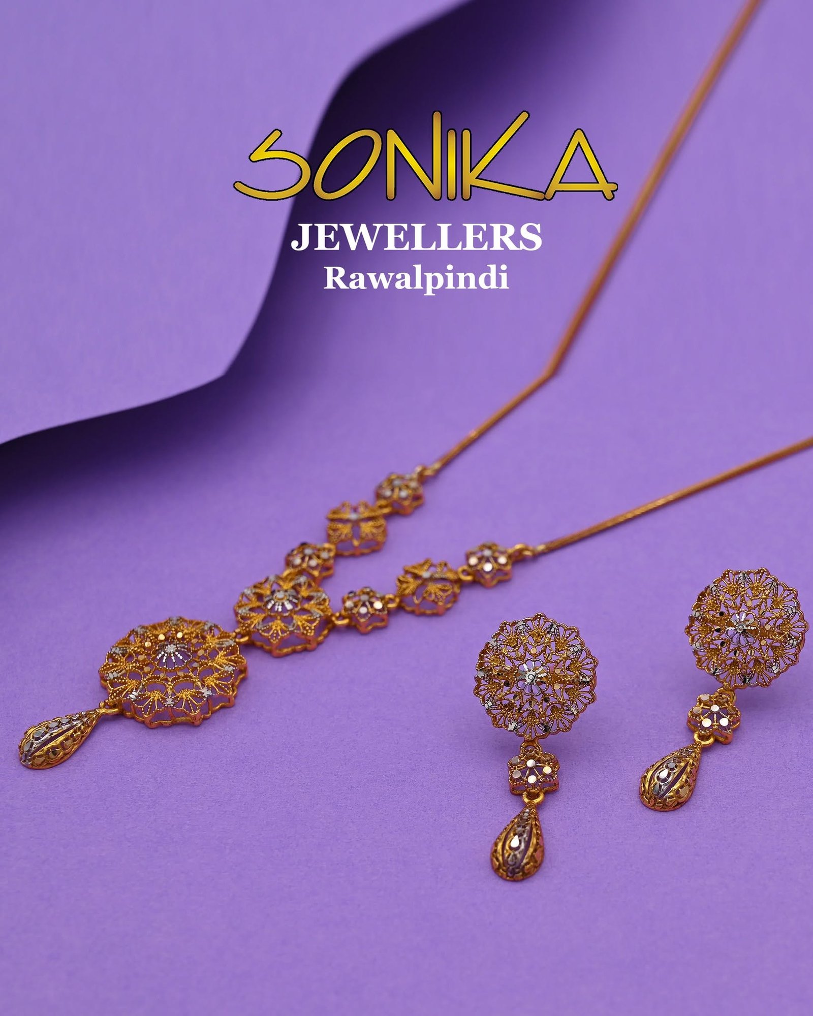 Gold Necklace Design
